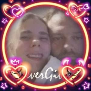 Meet your Posher, Elaine